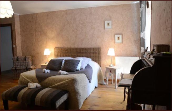 Les Trois Faisans Hotel Bligny-sur-Ouche Luaran gambar
