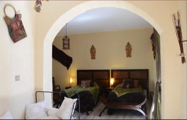 Les Trois Faisans Hotel Bligny-sur-Ouche Luaran gambar