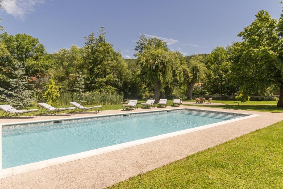 Les Trois Faisans Hotel Bligny-sur-Ouche Luaran gambar